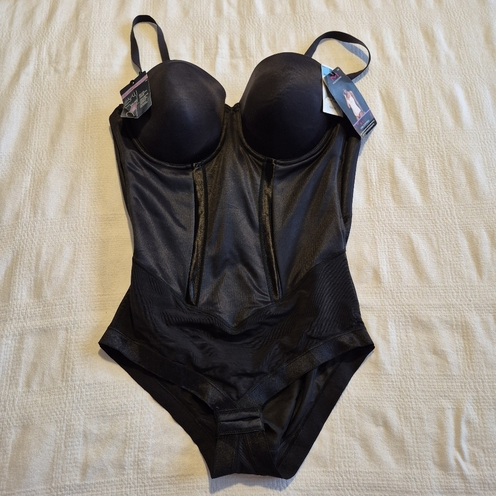 Maidenform 38C Firm Tummy control bodybriefer Bodysuit style FL1256 black NWT